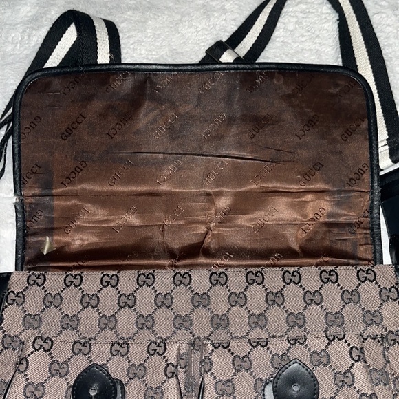 Gucci Tan and Black Monogram Shoulder Bag - Picture 7 of 12